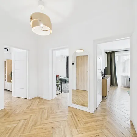 Warszawska 206 I Pietro * Radom