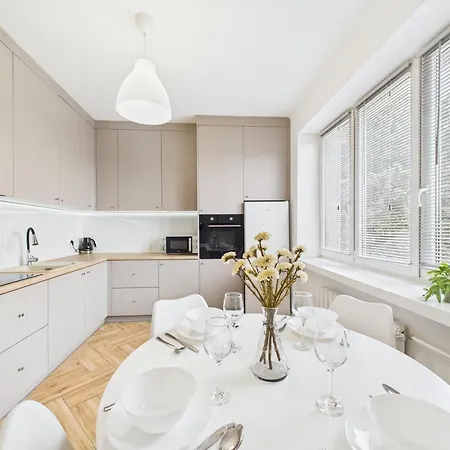 Warszawska 206 I Pietro * Radom